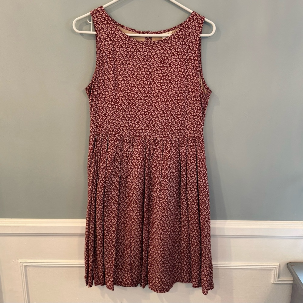 Esley ModCloth Red Floral Sleeveless Dress with Keyhole Back